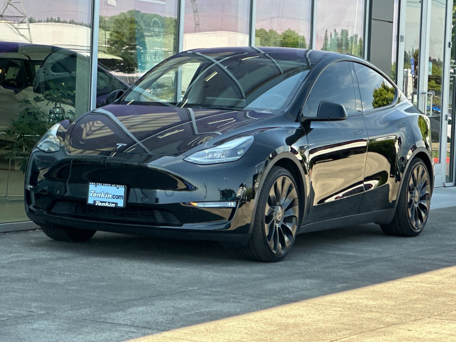 Used 2022 Tesla Model Y Performance AWD/4WD image 8