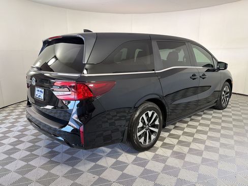 New 2026 Honda Odyssey EX-L image 9