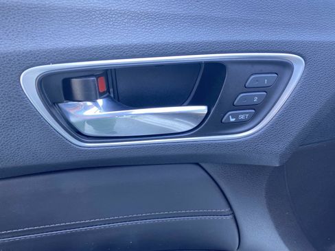 Used 2018 Acura TLX V6 FWD image 15