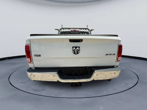 Used 2017 RAM 2500 Laramie w/ Convenience Group AWD/4WD image 7