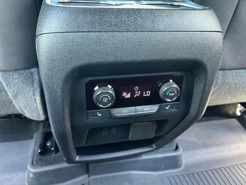 Certified 2026 Chevrolet Traverse RS FWD image 43