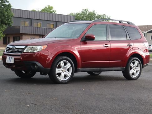 Used 2010 Subaru Forester 2.5X Limited w/ Popular Equipment Group 4B AWD/4WD image 11