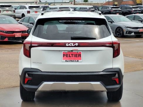 New 2026 Kia Seltos S FWD image 4