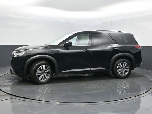 Used 2022 Nissan Pathfinder SL image 4