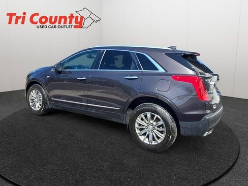 Used 2017 Cadillac XT5 Luxury w/ Driver Awareness Package image 6