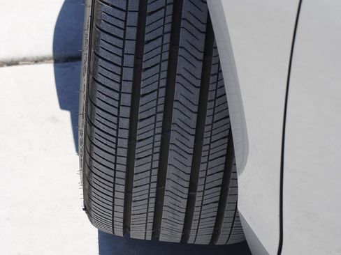 Used 2025 Honda Accord Sport image 5
