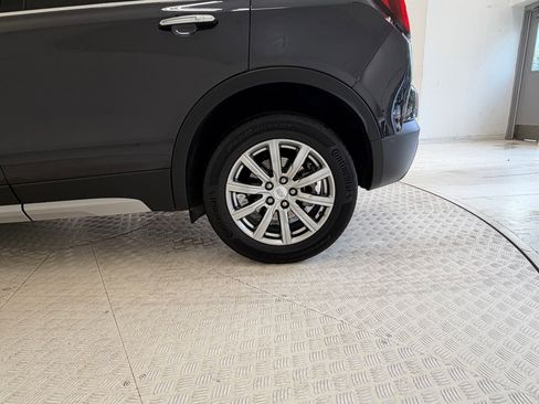 Used 2023 Cadillac XT4 Premium Luxury image 11