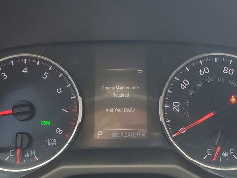 Used 2020 Toyota RAV4 LE image 17