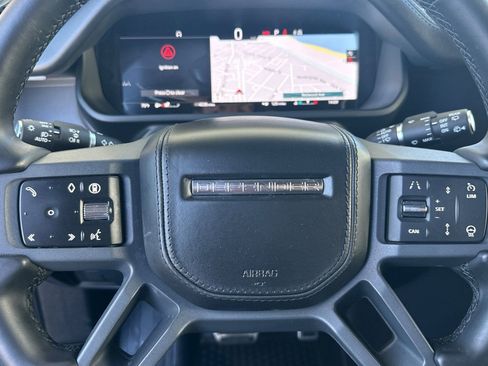 Used 2024 Land Rover Defender 110 X AWD/4WD image 28