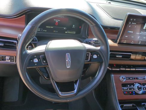 Used 2021 Lincoln Aviator Reserve w/ Equipment Group 202A AWD/4WD image 16