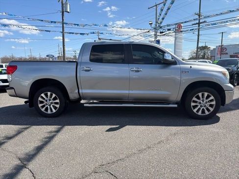 Used 2010 Toyota Tundra Limited image 3