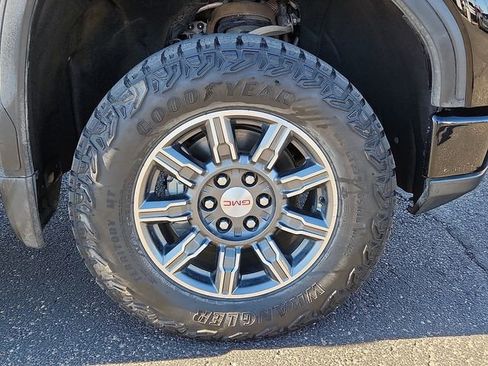 Certified 2024 GMC Sierra 1500 AT4 w/ Technology Package image 7