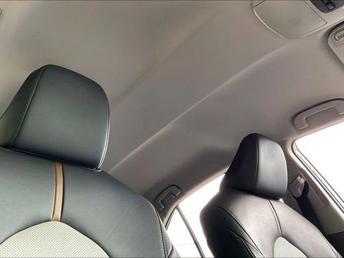 Used 2020 Toyota Camry XLE w/ Carpet Mat Package FWD image 23