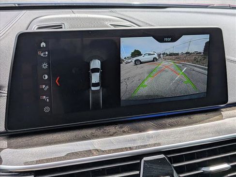Used 2018 BMW M550i xDrive AWD/4WD image 19