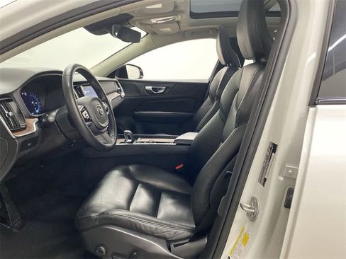 Used 2024 Volvo S60 B5 Plus image 14