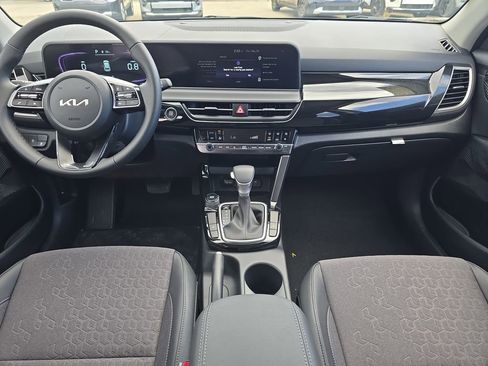 New 2026 Kia Seltos S FWD image 12