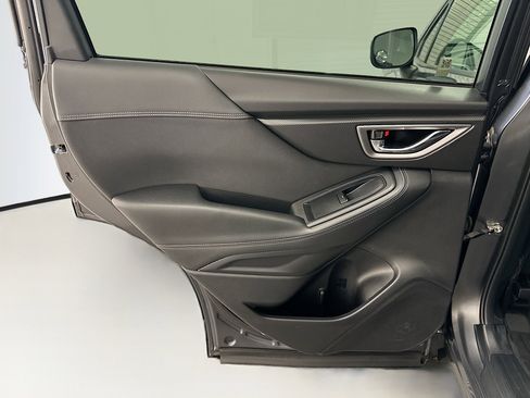 Used 2022 Subaru Forester Premium image 27