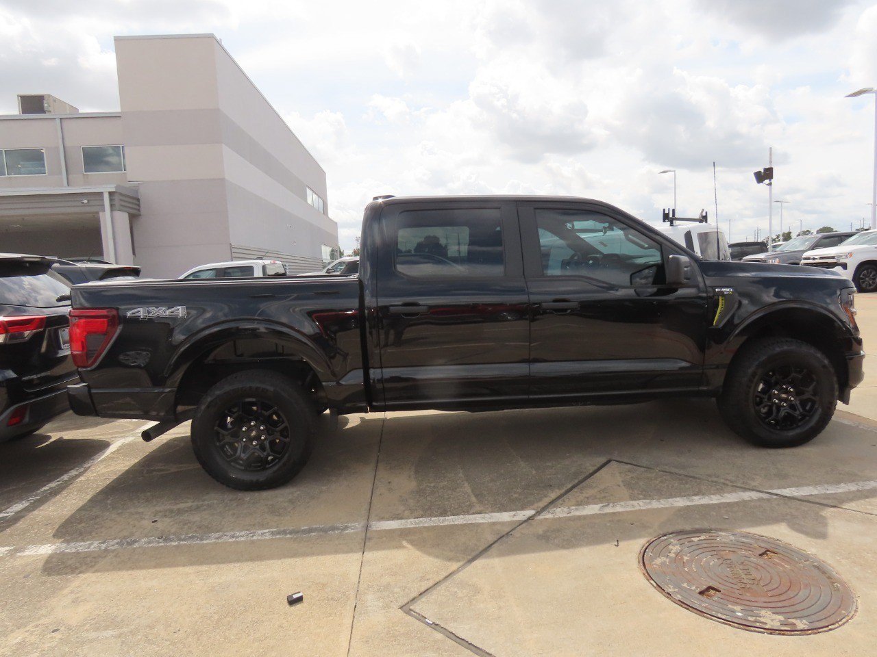 Used 2025 Ford F150 STX AWD/4WD image 10