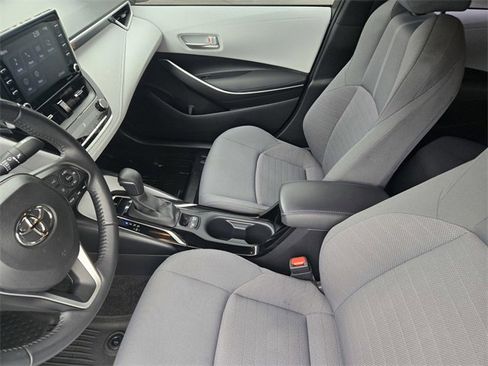 Used 2021 Toyota Corolla SE image 19