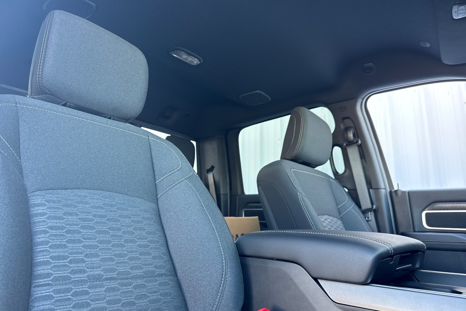 New 2026 RAM 3500 Big Horn AWD/4WD image 19