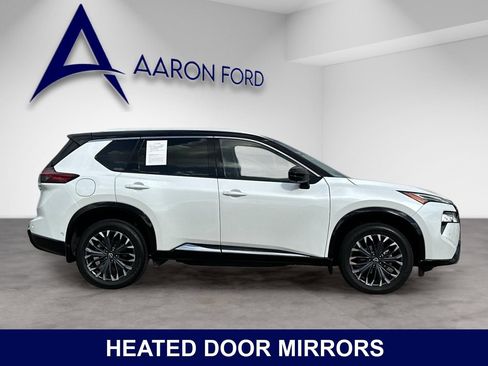 Used 2024 Nissan Rogue Platinum FWD image 7