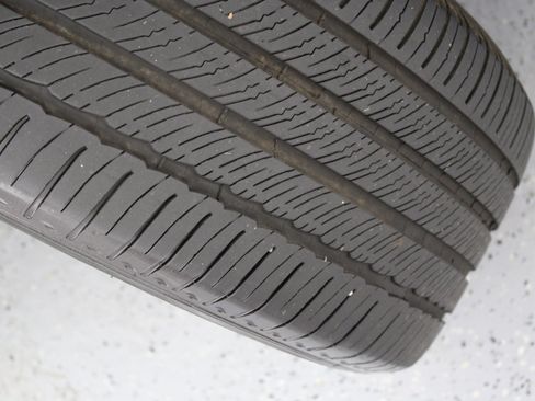 Used 2018 Mercedes-Benz GLS 450 4MATIC w/ Premium Package image 94