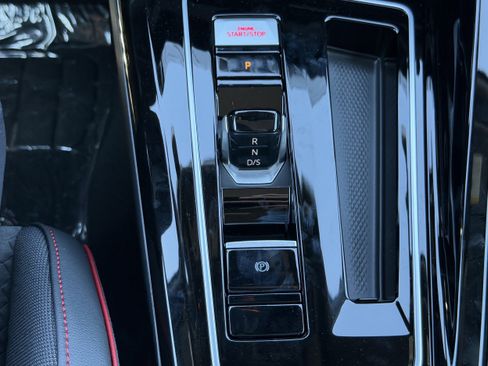 New 2026 Volkswagen GTI SE FWD image 26