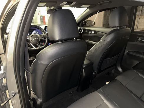 Used 2023 Kia Forte GT-Line w/ GT-Line Technology Package FWD image 27