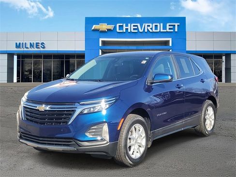 Used 2023 Chevrolet Equinox LT w/ LPO, Floor Liner Package image 2