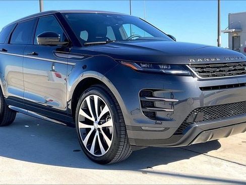 Used 2025 Land Rover Range Rover Evoque Dynamic SE AWD/4WD image 12