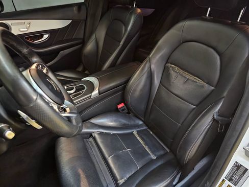 Used 2019 Mercedes-Benz C 300 Sedan image 22