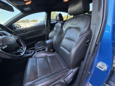 Used 2018 Hyundai Elantra Sport FWD image 5