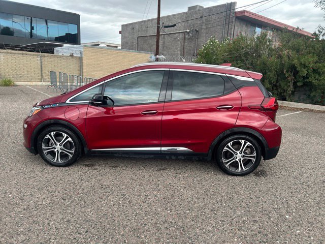 Used 2017 Chevrolet Bolt Premier w/ Driver Confidence II Package FWD image 8