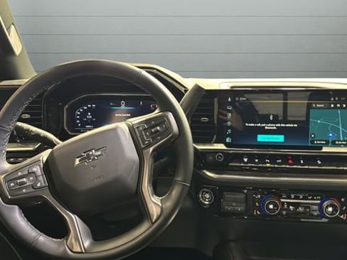 Used 2025 Chevrolet Silverado 3500 High Country w/ High Country Premium Package image 4