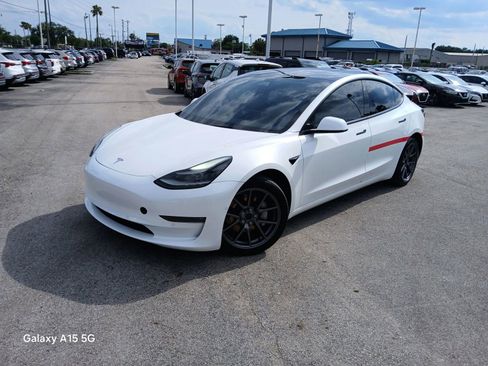 Used 2021 Tesla Model 3 Long Range AWD/4WD image 2