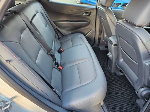 Used 2020 Chevrolet Bolt Premier w/ Infotainment Package FWD image 16