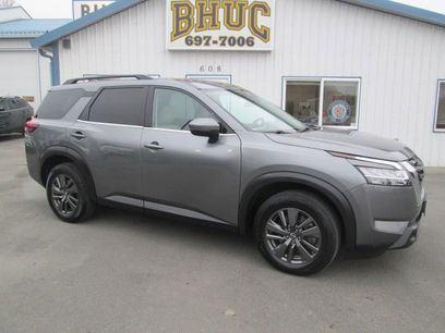 Used 2022 Nissan Pathfinder SV