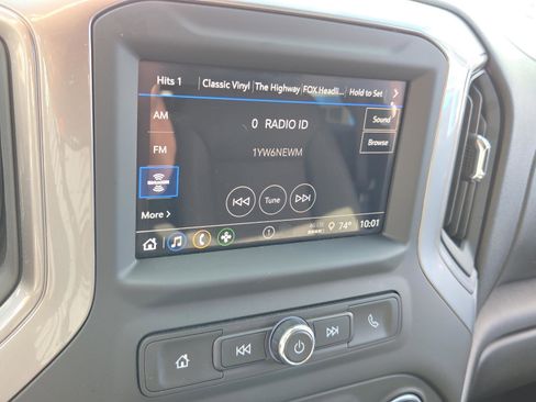 Used 2024 Chevrolet Silverado 1500 Custom RWD image 18