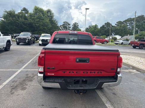 Used 2023 Toyota Tacoma SR5 AWD/4WD image 30