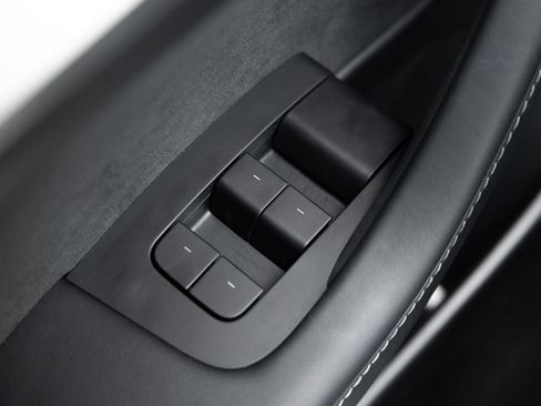 Used 2023 Tesla Model 3 Standard Range RWD image 19