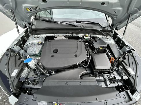 New 2026 Volvo XC40 B5 Ultra w/ Climate Package image 14