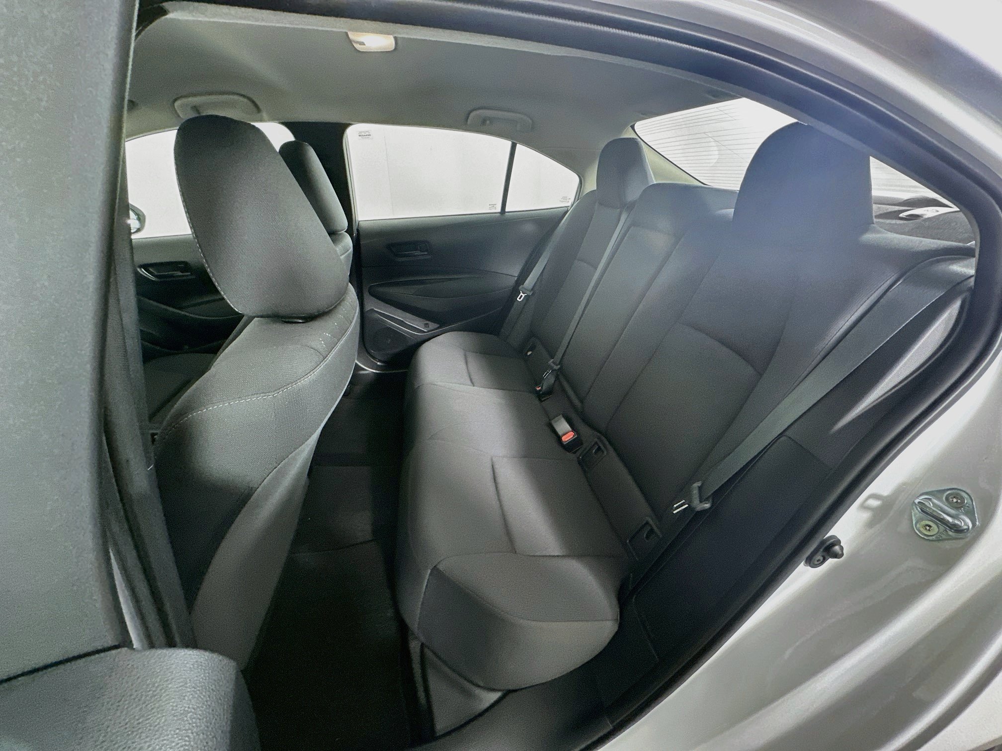 Used 2025 Toyota Corolla LE FWD image 25