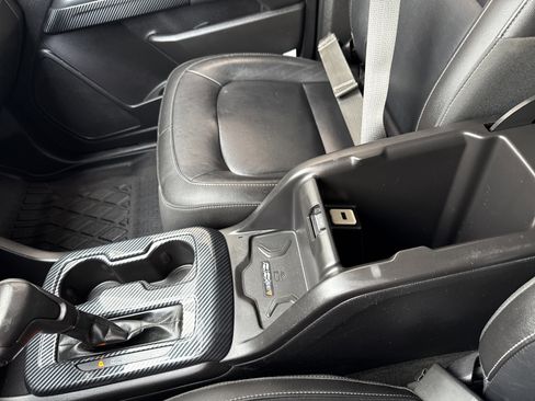 Used 2018 Chevrolet Colorado ZR2 image 24