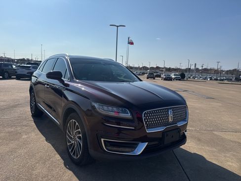 Used 2020 Lincoln Nautilus Reserve image 1