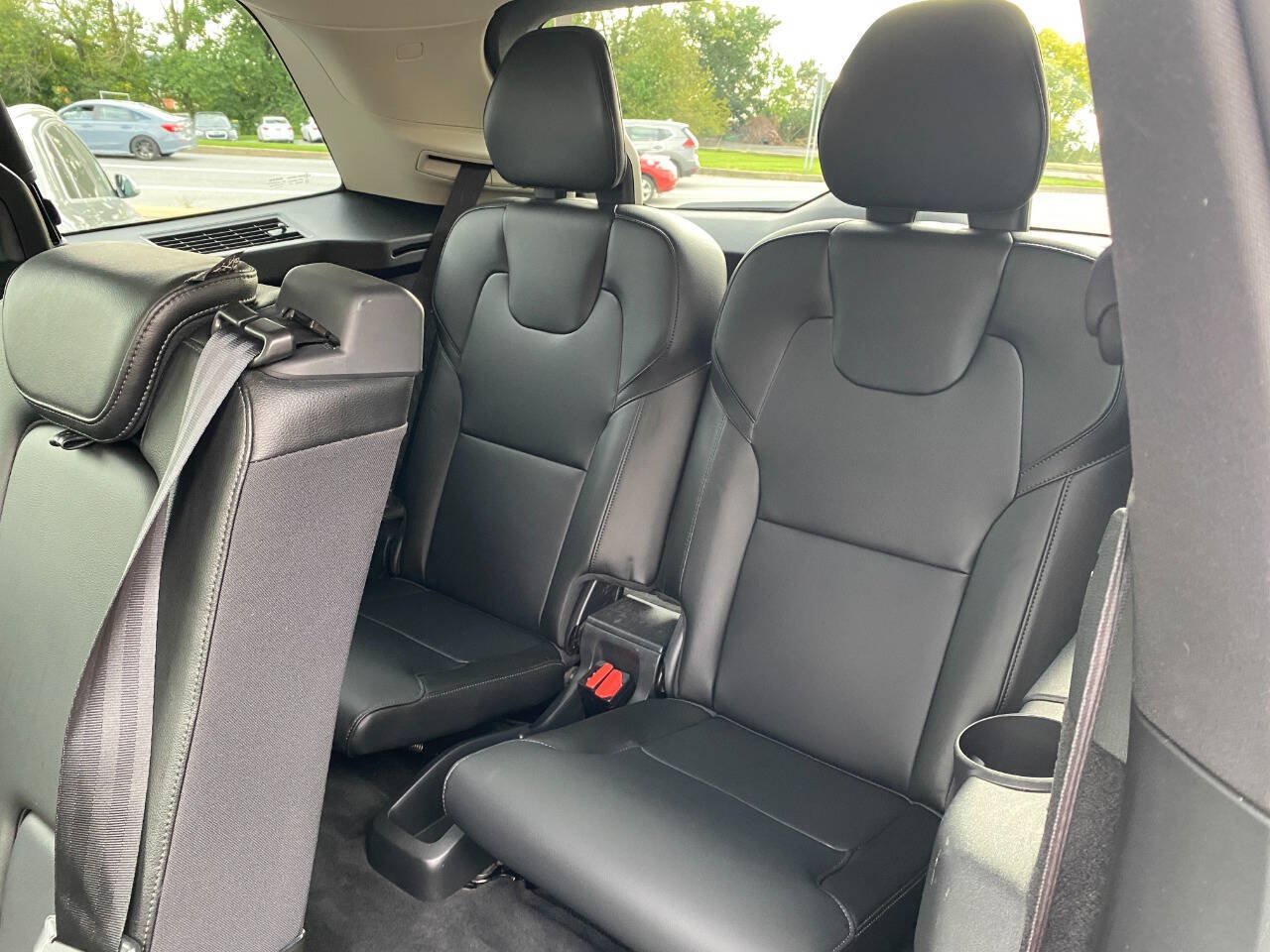 Used 2019 Volvo XC90 T5 Momentum w/ Protection Package Premier AWD/4WD image 24