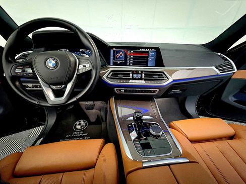 Used 2022 BMW X5 xDrive40i w/ Climate Comfort Package image 14