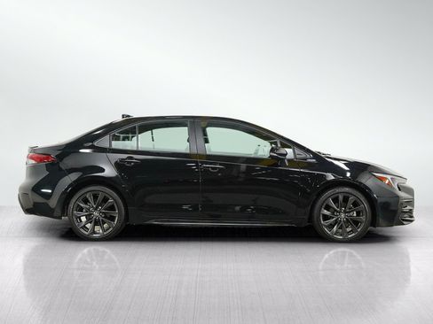 Used 2025 Toyota Corolla XSE FWD image 6