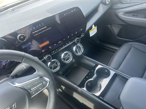 New 2026 Chevrolet Blazer EV LT AWD/4WD image 31