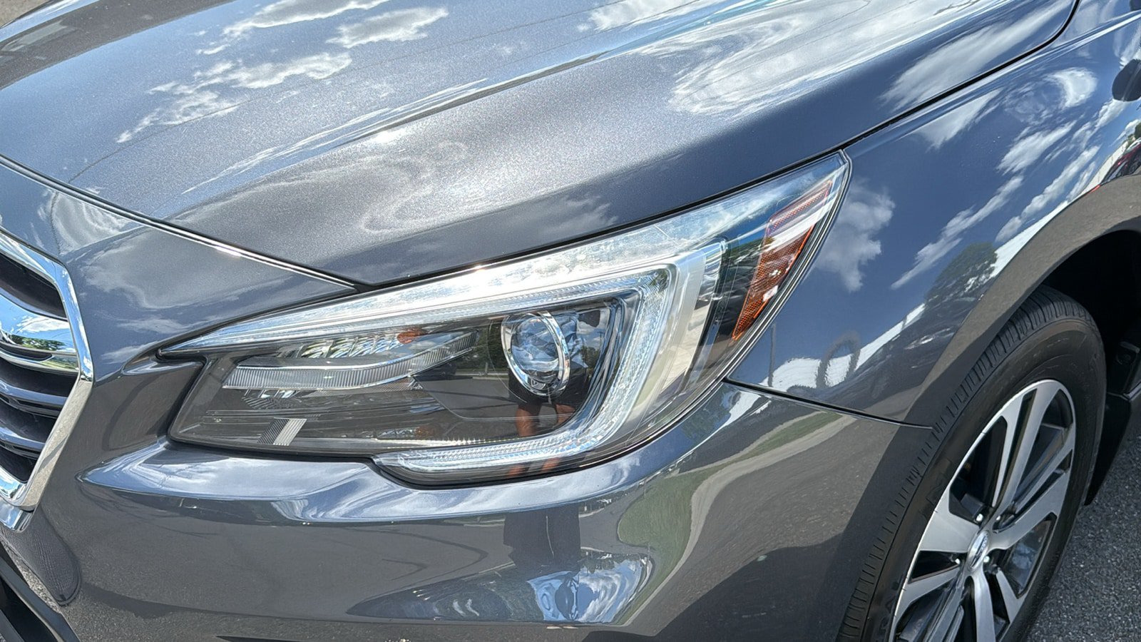 Used 2019 Subaru Outback 2.5i Limited AWD/4WD image 7