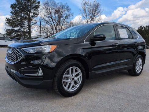 Certified 2024 Ford Edge SEL w/ Convenience Package image 8